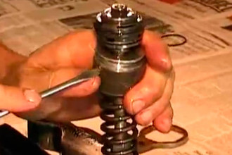 Pivot Works Fork Rebuild Kit Installation